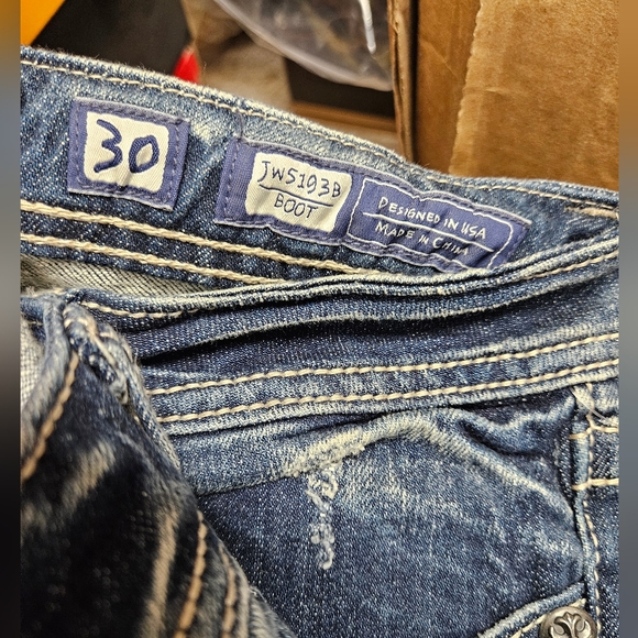 NWT Miss Me Jeans - Picture 2 of 2